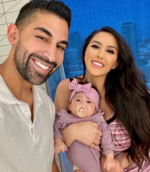 Dhar Mann Instagram - Thank you God for blessing me with my little family 🙏🏽❤️