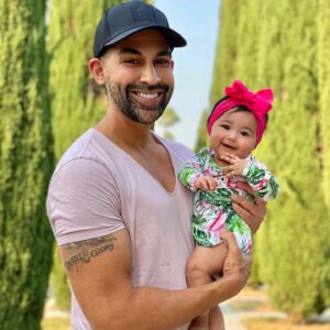 Dhar Mann Instagram - I’m the luckiest guy in the world because I get to be your dad @ella.rose ❤️🌹