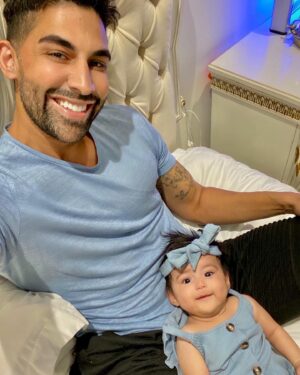 Dhar Mann Instagram - @ella.rose just said her first word 😍💙