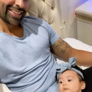 Dhar Mann Instagram - @ella.rose just said her first word 😍💙
