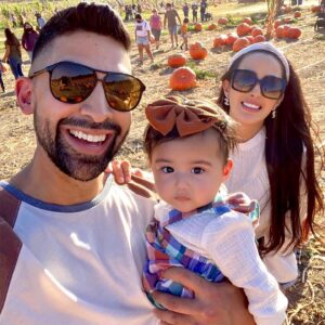 Dhar Mann Instagram - Double tap if you think @laurag_143 and I should add another pumpkin to our patch 🙌🏾❤️ How it’s going vs. how it started 👈🏽 swipe to see a 1 year transformation!