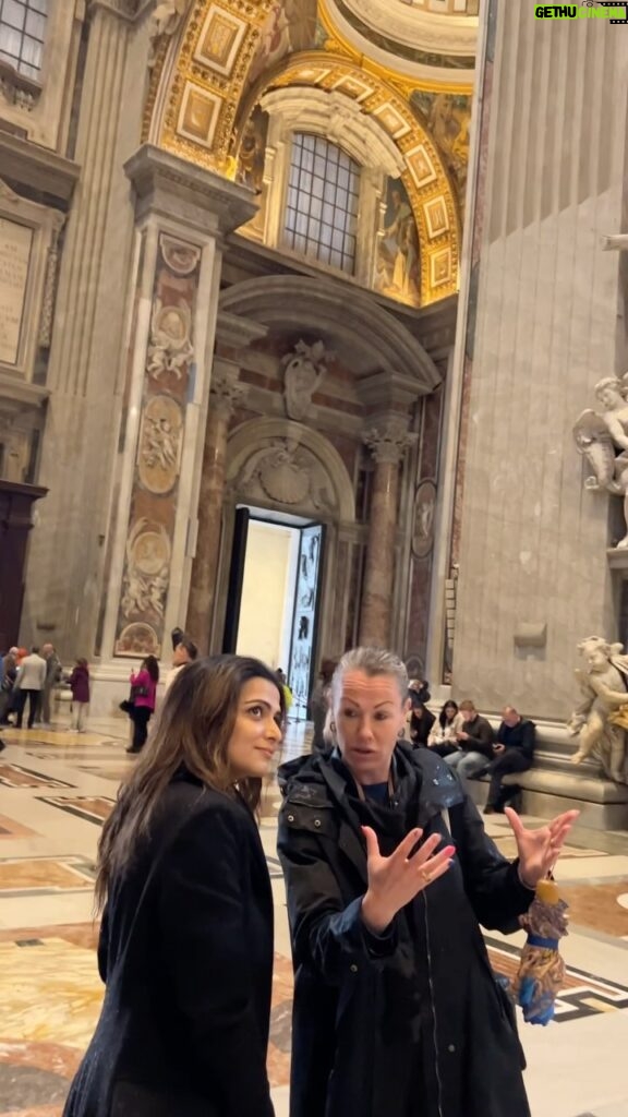 Dhivyadharshini Instagram - On this Easter Day I fondly remember that day I spent in Vatican City. History fascinates me. As you can see me listening carefully in this video. Studying in a Salesian Convent from kindergarten to 10th grade, you would have spent most of your examination mornings in the Chapel no mater what belief you followed, and then to be here witnessing Vatican Cathedral, calms me. We were taught all God is one, when love is filled in your heart. We celebrated Diwali,Pongal,Christmas and Eid in our school compound with same enthusiasm. Good old Convent days. Memories came rushing back. And yes I did say a prayer for all of you on that day. Wanted to share this throwback video on Easter. Happy Easter to all those who celebrating. #ddneelakandan #vaticancity #travels #gtholidays #easter2024 #throwback