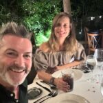 Diana Bolocco Instagram - Pucha que lo hemos pasado bien!!!! A ver, no nos mal entiendan, amamos a nuestros niños pero pucha que es rico estar solos a veces… sin escuchar el mamaaaaaá…. Bueno, hemos conversado, tomado sol, hecho deporte (de todo tipo 😜), comido rico y tantas otras cosas…. Nos hemos puesto súper al día gracias a esta súper invitación del hotel TRS Yucatán de la Riviera Maya. - Un hotel sólo para adultos - Comida realmente rica en sus diferentes restaurantes - Servicio premium con mayordomo - Playa preciosa, mar calentito Y un largo etc……. Gracias totales!!!! @trsyucatanhotel #honoringyourfreedom #rivieramaya -