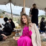 Diana Bolocco Instagram - Con un maravilloso desfile en Quintay Ripley mostró su colección completa de Vestidos y Sandalias. Precioso todo! Felicitaciones a todo el equipo! Todos los vestidos y sandalias en Ripley y Ripley.com. @ripleychile #vestidosysandalias