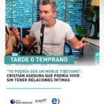 Diana Bolocco Instagram - En #TardeOtemprano, @crissancheztv y @dianaboloccof hablaron sobre si es posible vivir de forma plena sin sostener relaciones sexuales. Sintoniza Radio Pauta en la 100.5 📻 y Pauta.cl 🌐 de lunes a viernes desde las 17:00 hasta las 18:00 hrs. @banco_internacional @entel @ensurechile