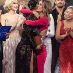 Diana Bolocco Instagram - Anoche vivimos la Gran final de esta maravillosa aventura. Gracias por acompañarnos estos casi 6 meses. Gracias por comentar, por vernos, por emocionarse con nosotros y, sobre todo, por el cariño enorme que nos han dado. Felicitaciones a todos los jugadores de esta primera temporada, especialmente a las 3 maravillosas finalistas @eskarcita @pincoyasinglamourrr y por supuesto a la gran ganadora @conycapelli!!! Sin ustedes este programa no habría sido lo mismo. Gracias también al maravilloso equipo que estuvo detrás de este proyecto 24/7 encabezado por @carlosvalencias. A mis queridos compañeros de pantalla @jcrodriguezoriginal @la.frangh @michaelrb @nicoquesilletv @jpqueralto. Y a mi maravilloso equipo @paularoldan_makeup @danifeerstyle @xsecall2 @marinaramg @gladysgavilann @camiasteteg Estás fotos maravillosas las sacó el seco y talentoso @fernando.fotografias. Increíble profesional y mejor persona ❤️ @granhermanocl #granhermanochv #granhermano