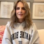Diana Bolocco Instagram - Alerta de concurso! Fanáticos del deporte! Ripley quiere regalarles 1 entrada doble para el debut de los primos Grimalt en voleibol playa y otra entrada doble para el fútbol femenino este domingo en Viña Del Mar. Vean el reel y participen. Mañana am les entrego los ganadores. Atentos a mis historias!!!! @ripleychile #ripley Ganadores: Voleibol playa: @glxrxx.vxmx Fútbol femenino: @claudia_romo14 Felicitaciones!!!!