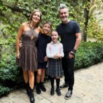 Diana Bolocco Instagram - Listo! Nos lanzamos! Un año más de colegio. Vamos por este 2024 llenos de energía y actitud!!! Besos a los niños y también a los papás y cuidadores! Con todo pa adelante no más! 🏫✏️📒📏🎒❤️
