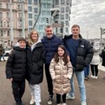 Diana Bolocco Instagram - Que maravillosa ciudad para comenzar el año: Praga. Parece de cuento!!!! Feliz 1 de Enero!!!! Besos y abrazos para todos!!! Que tengan un increíble comienzo de año!!!! ♥️🇨🇿 #shotoniphone