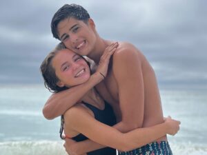 Diana Chaves Instagram - Este miúdo giro faz aninhos hoje! 1️⃣7️⃣🎉🎉🩵