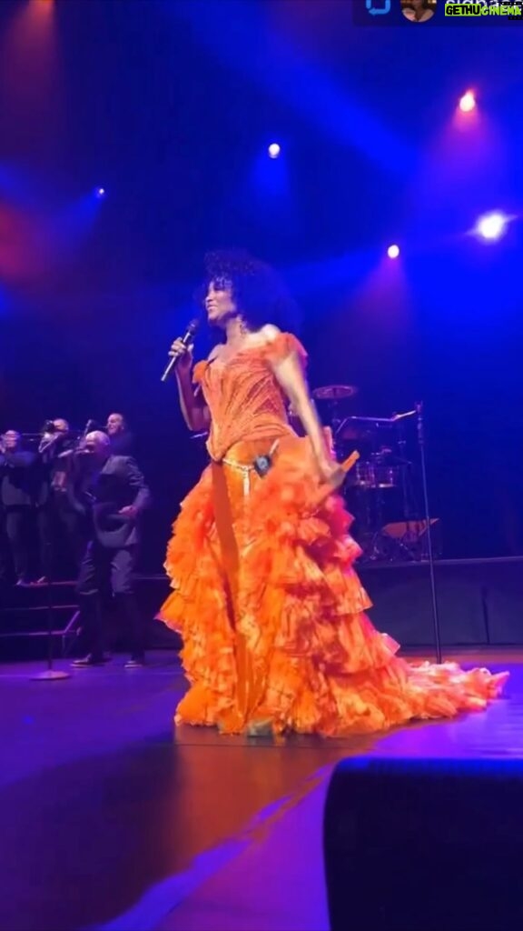 Diana Ross Instagram - We were partying at the @wolf_trap! I saw so many beautiful people from all ages and all walks of life. To be able to share music, space and time with you is something I’ll always treasure. Sending all my love 💋#DianaRoss #TheMusicLegacyTour #DianaRossThankYou