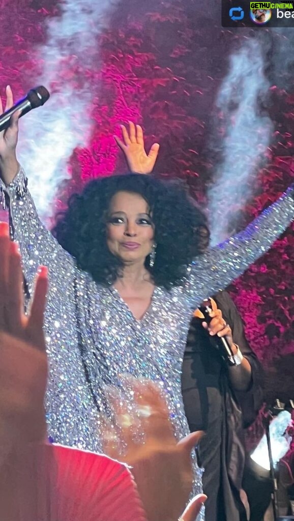Diana Ross Instagram - Saratoga! A beautiful venue, beautiful faces, and a beautiful night ✨ thank you to everyone who joined me at the @mountainwinery for an evening to remember! #TheMusicLegacyTour #DianaRossThankYou