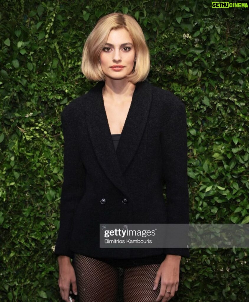 Diana Silvers Instagram - Oh yeah i’m blonde! Merci @chanelofficial for having me at the Tribeca dinner 🖤 @tribeca