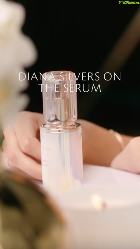 Diana Silvers Instagram - “It’s just like next-level science and next-level skincare.” Calling it her “little accelerator”, @DianaSilverss can’t get enough of the dewy, silky texture of #TheSerum. Used morning and night, this star product is the essential first step in our #KeyRadianceCare regimen. It instantly gives skin a visibly plumped look while amplifying the rest of your skincare routine ✨. 「先進のサイ エン スで肌を 輝かせる、そんな次世代スキンケアです。」と語る ダイアナ・シルバーズさん（@DianaSilverss）。 クレ・ド・ポー ボーテ #キーラ ディアンスケア のアイ テムとして欠かせないクレ・ド・ポー ボーテ #ルセラム （医薬部外品）は、スキン ケアの最初のステップ に使用する と、ふっくらやわらかな肌に導きます。