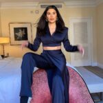 Diane Guerrero Instagram - Press Day 2. @encantomovie Nov 24! My glam tho 😭! Wearing: @bajaeast @rogervivier @cultgaia Styled @itsamandalim MUA: @jey_ventura Hair: @mashyourhair Nails: @jennpaintt