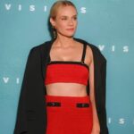 Diane Kruger Instagram - Avant-Premiere de « Visions » à Paris. J’étais heureuse de vous retrouver tous….S’ayez….le film vous appartient maintenant ❤️🙏 sorti en salle le 6. Septembre Merci merci à @yanngozlanofficiel @thibault_gast @eric_nebot @sndfilms et surtout à l’équipe du film qui m’a tant portée ❤️ et puis,bien sûr….merci à l’excellente @nietomarta et Matthieu Kassovitz pour leur gentillesse et talent ❤️❤️