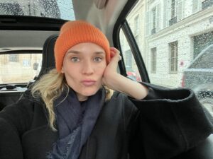Diane Kruger Instagram - The return to Paris was a little….🙀