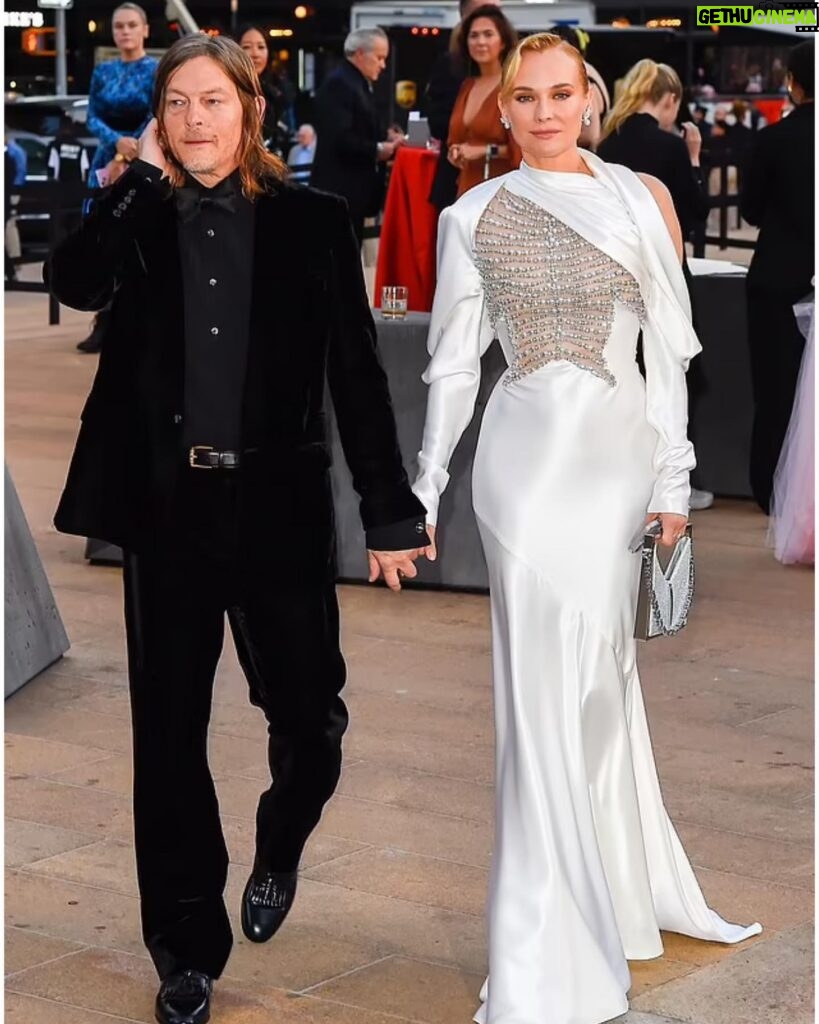 Diane Kruger Instagram - A beautiful night at the New York City Ballet with my most handsome date 🩰 @bigbaldhead @nycballet