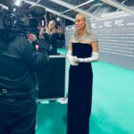 Diane Kruger Instagram - Un grand merci au @zurichfilmfestival pour ce grand honneur et une inoubliable soirée ❤️ Merci à @stephanerolland_paris pour me laisser porter la robe de mes rêves ❤️🙏 merci à @jonathan_huguet et @perrinerougemonthair ❤️❤️❤️❤️
