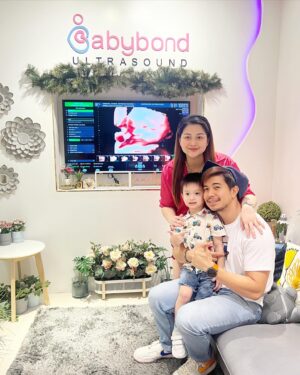 Diane Medina Instagram - 3D/4D of our Baby Girl at @babybondultrasound.ph 💖 Thank you so much @babybondultrasound.ph for accommodating us! Super happy nagpakita agad si Baby! Heheh Love you anak 🌸

To all the Preggy Mommas, you can have your Ultrasound Check up, Congenital Anomaly Scan, 3D/4D Live Ultrasound with Printed Scans and Frame just message @babybondultrasound.ph located at 3rd level of SM The Block 🌸