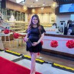 Diane Medina Instagram - Guest Celebrity Host and Events Organizer my production company ( Dianne TV Production) for today’s event for the Grand for @original.bakery and cafe’ SM Manila! Thank you for choosing and trusting me!!! ☺️ Special thanks to Original Bakery Cafe CEO Ms @angelierivas ❤️ 6 Months Preggy Yes I still accept work as Host and Events Organizer! For Inquiries: diannepmedina@yahoo.com 😉 Make up @itsedsgomakeup #Work #HostingsByDianneMedina #DianneTvProduction #EventsOrganizer
