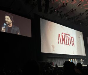 Diego Luna Instagram - Thank you so much for a wonderful day #starwarscelebration2022 !!! Amazing energy in that room!!!#Andor