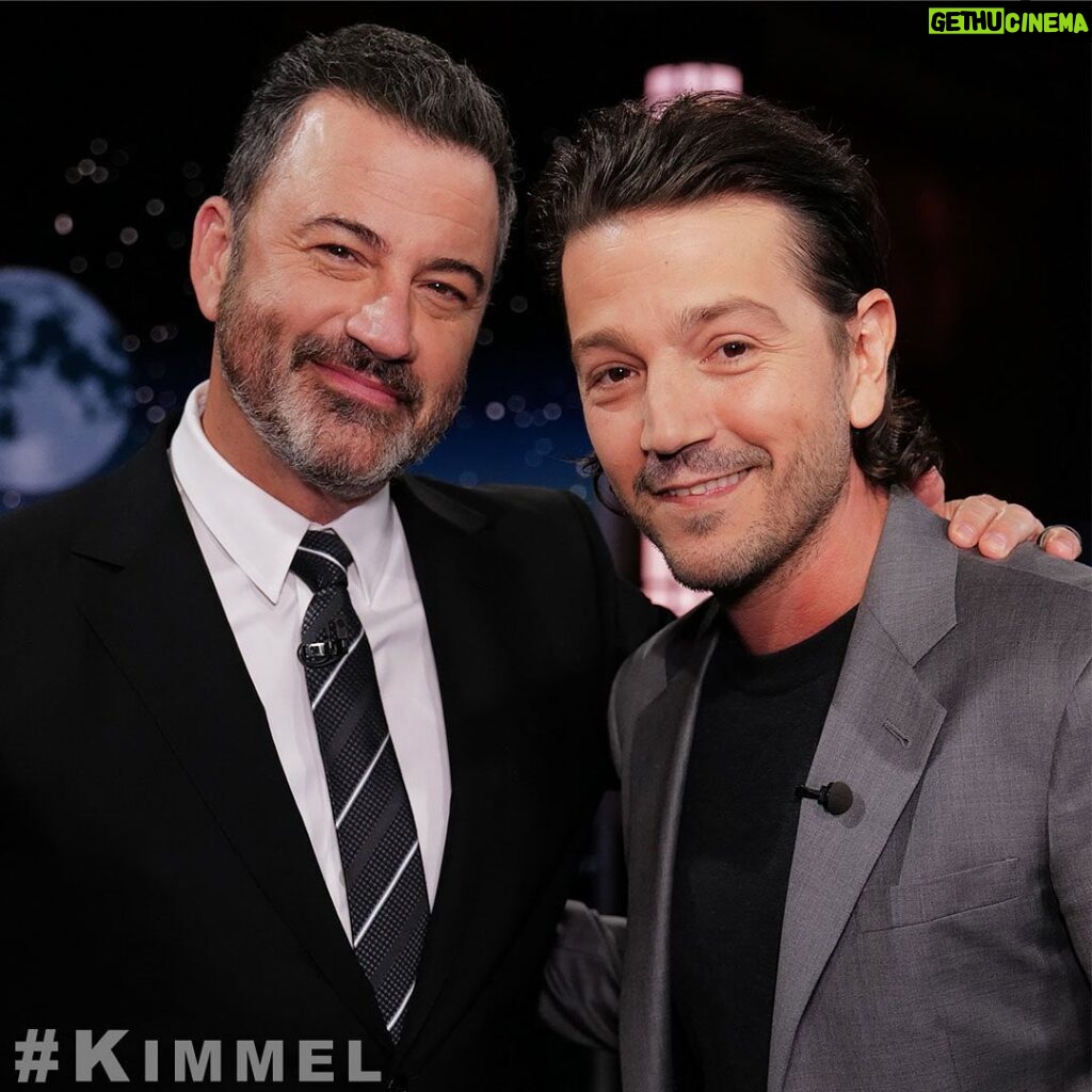 Diego Luna Instagram - Catch me on #Kimmel TONIGHT! @JimmyKimmelLive @JimmyKimmel #ABC sooo much fun!! Púchenle!!!