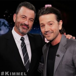 Diego Luna Instagram - Catch me on #Kimmel TONIGHT! @JimmyKimmelLive @JimmyKimmel #ABC sooo much fun!! Púchenle!!!