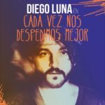 Diego Luna Instagram - El 25 de junio estrenamos en España la obra “Cada vez nos despedimos mejor” de Alejandro Ricaño. Que emoción hacer teatro en Madrid!!! Solo 13 funciones. Nos vemos en @navesdelespanol @teatroespanol_madrid