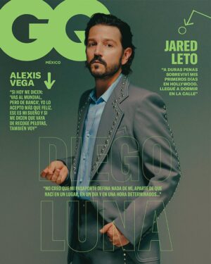 Diego Luna Instagram - Échenle un ojo a la nueva @gqmexico , platicamos de #Andor y más !! 
Link in bio
Photographer: @latourfanny
Writer: @iana.murray