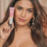 Dimpi Sanghvi Instagram - From instant coverage to SPF protection, Pond’s BB Cream has been my go-to for all the festivities this wedding season! 🌟 It’s the perfect companion for every bridesmaid! 💖 #ChoteMeethePalKaGlow #PondsCollab #PondsBBCream #Ad #Sponsored