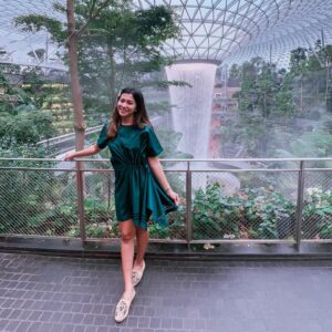 Dita Fakhrana Instagram - Welcome back to dunia tipu-tipu 😅 pageee semua apakabar ?