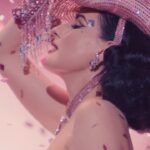 Dita Von Teese Instagram - Dita Las Vegas is now playing @horseshoevegas in the legendary Jubilee Theater! ticketmaster.com/ditavegas 🎥 @studioboman @toscacyr