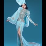 Dita Von Teese Instagram - A #DitaLasVegas costume created by @jennypackham and bespoke @louboutinworld boots. 📷 @sanchezzalba