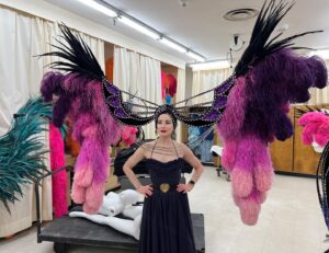 Dita Von Teese Instagram - Trying to decide which cast member should wear this #bobmackie masterpiece in my Las Vegas show… 
#DitaLasVegas opens this October ✨ @horseshoevegas in the historic Jubilee Theater.

📌 PLEASE AVOID TICKET RESELLERS! Use Ticketmaster only.