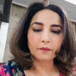 Divya Dutta Instagram - T first thing to start a conversation wen people meet socially.'. Is mostly,"how much weight have u put on or lost!'! Bas!! Hadh hai..aur bhi baatein hongi...nai?