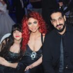 Dolly Shaheen Instagram - الف الف يا @hamzaelsoghier ربنا يهنيكم❤️❤️❤️ مساء الفل..... 🥰🥰🥰🥰🥰 تصوير المحترف @mahmoud.hassaballah تسلم ايدك #يا_حبيبتي_يا_امي #الملكة #دولي_شاهين #دوللي #دولي #دوللي_شاهين #ننه_هو #افراح_و_زينة #حكاية_بنت #الحاجة_داعيالك #queen #dollyshahine #dolly #ninna_hoo #afrahwzina #hekayet_bent