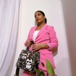 Donia Samy Instagram - The bag from the amazing @lilly_store_6 💼🤩 Suit @sarayousry_official