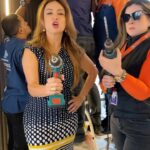 Dora Mazzone Instagram - Cuando soy la #griseldablanco y exijo respeto a la gente que me instala los aires…. 😂😂😂 Un poco de broma para viernes de cuerpo sabio 💃🏻 #hoyesviernesyelcuerpolosabe #humor A mis amigos de @elyservice los recomiendo siempre Asómate a la cuenta y entérate de todos los servicios que ellos ofrecen! #doramazzone