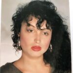 Dora Mazzone Instagram - Fotos aleatorias del paso del tiempo…. 📸 1) La primera foto profesional que me hicieron para montarla en un marco en los pasillos de @rctv 2) Imagen para la película Disparen a Matar (tenía 20 años y venía del bullying colegial: cara de ricotta 😂… ahora me río) 3) Otra imagen para la película Disparen a Matar… fue l época en que conocí al galán Jean Carlo Simancas. 4) Segunda sesión de fotos profesional con @billycassfilm 5) Sesión de fotos hiperprofesuonal con uno de los mejores @danielmachadophoto 6) y 7) Las dos últimas fotos maravillosas y diferentes a lo que me había hecho son de @andersondiazs Feliz jueves de #tbt Definitivamente “recordar es vivir” #doramazzone
