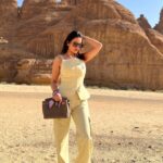 Dorra Instagram - A walk in nature walks the soul back home 🫶☀️ Two days in #alulamoments
