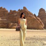 Dorra Instagram - A walk in nature walks the soul back home 🫶☀️ Two days in #alulamoments