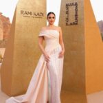 Dorra Instagram - In the midst of the oasis attending the talented designer and dear friend Rami Kadi X @alulamoments Couture Fashion Show. And it was lovely to meet the Lebanese diva @najwakaram ☀️