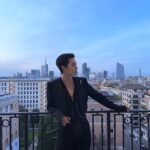 Doyoung Instagram - 😎#dgaltamoda @dolcegabbana
