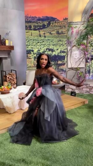 Dr. Jackie Walters Berry Instagram - The level of fierceness is off the charts 📈 Take in all the fabulous looks from the #Married2Med Reunion 😍