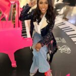 Dr. Jackie Walters Berry Instagram - Use your smile to change the world…Don’t let the world change your smile. -Unknown 💕🩷