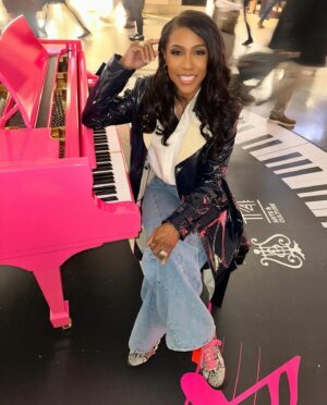 Dr. Jackie Walters Berry Instagram - Use your smile to change the world…Don’t let the world change your smile. -Unknown 💕🩷