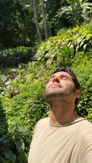 Dudu Azevedo Instagram - A semana começa com essa reflexão de Laotzi, filosofo e escritor da China antiga, que me faz prestar ainda mais atenção nos meus sentimentos e pensamentos, na força que eles têm e na influência poderosa deles no curso da minha vida.
O que eu sinto, o que eu penso, se materializa nos meus dias e falam muito sobre mim e sobre os meus caminhos.

Bora que a semana começou!