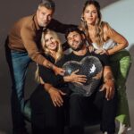 Dudu Azevedo Instagram - EITA QUE O SURUBAUM TÁ ON! ❤️‍🔥 Juntamos esses dois maravilhosos @loracarola e @duduazevedo pra falar de tudo que vcs possam imaginar! Inclusive tiveram altas revelações 👀😂 Vem ver no link da bio! Não esqueça que toda terça, às 19h, temos um encontro marcado no @gioh_oficial! #Surubaum #canalgioh #giohnoyoutube