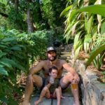 Dudu Azevedo Instagram - A vida é sobre realizar, sobre sentir, sobre aprender, superar, evoluir e não sobre ter. Quem vive buscando posses, bens materiais, riqueza, ignora e subestima as melhores coisas da vida. O tempo passa e nada se leva dessa vida que não seja a nossa própria história. Nem fortuna, nem poder, nada material! Muito melhor sentir, muito melhor ser. As coisas a que me proponho me fazem bem e me realizam. São escolhas e elas sacrificam outras possibilidades, mas na medida em que me conheço melhor, mais seguro me sinto pra fezê-las.